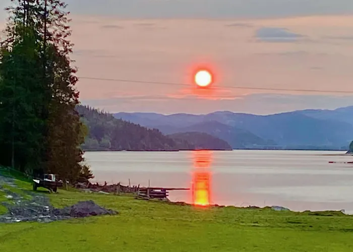 5 Bedroom In Hébergement de vacances Namsos