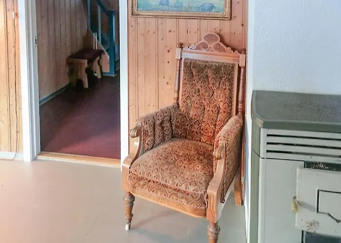 5 Bedroom In