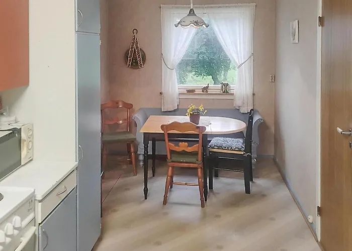 5 Bedroom In Nyaraló *